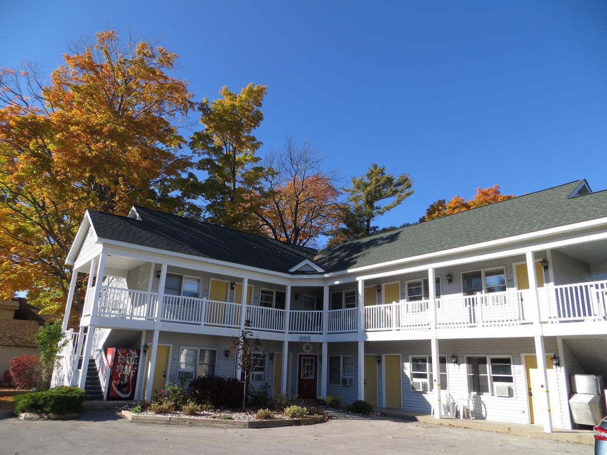 Empire Lakeshore Inn Экстерьер фото